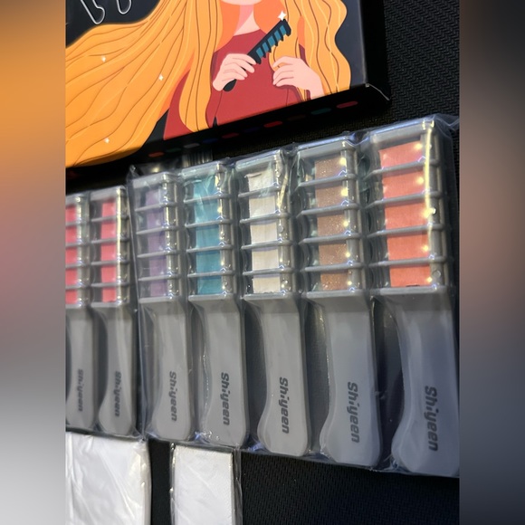 New - 10 Pc Temporary Hair Chalk Wax Combs for Kids, 10 Bright Washable Colors - Picture 11 of 15